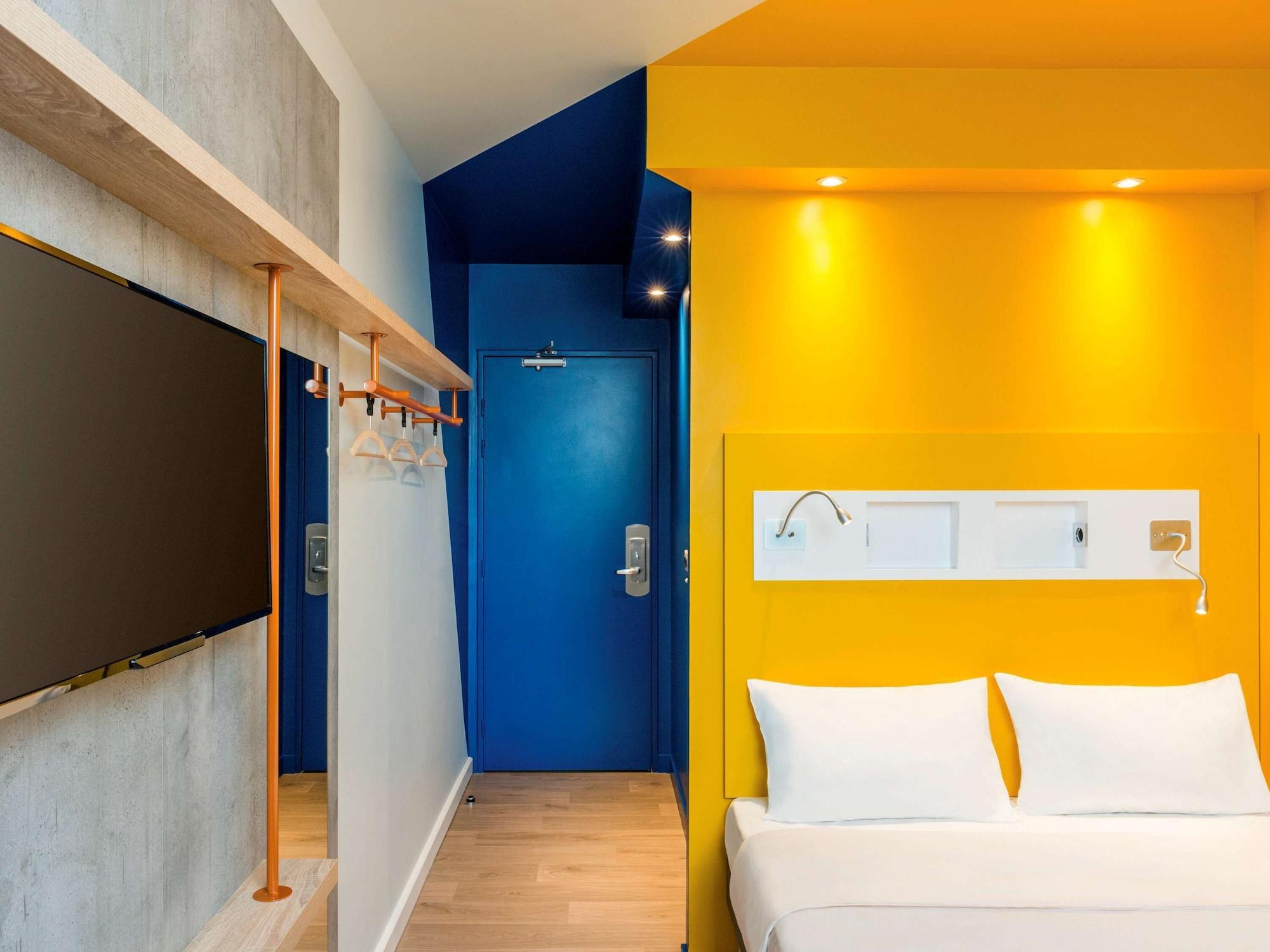 Ibis Budget Metz Technopole Bagian luar foto